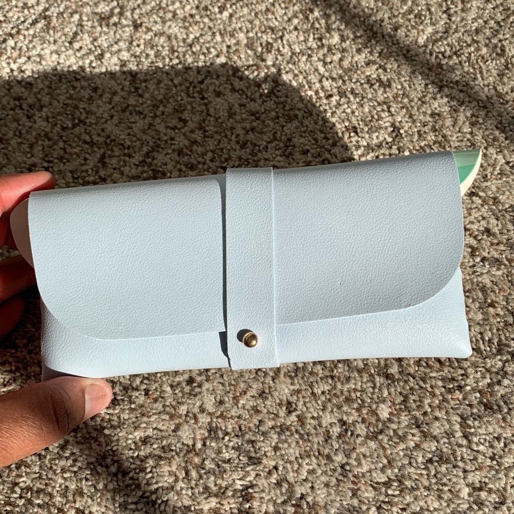 Light Blue Faux Leather Snap Sunglasses Case